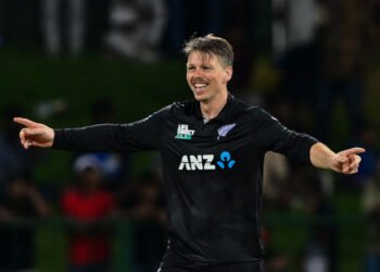 Michael Bracewell Opts for Casual Deal, Set to Play in BBL