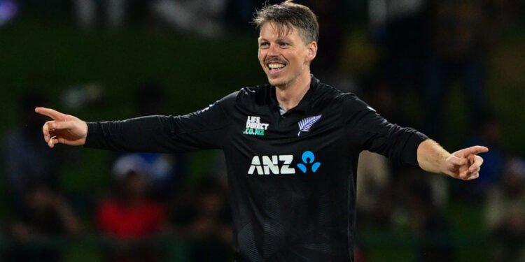 Michael Bracewell Opts for Casual Deal, Set to Play in BBL