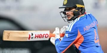 Varun Aaron Advises Abhishek Sharma to Improve His Game Against Spin